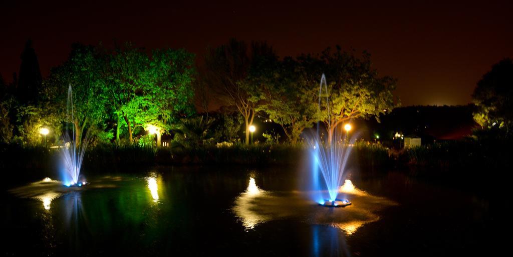 Gooderson Fabz Garden Hotel Sandton Exterior photo